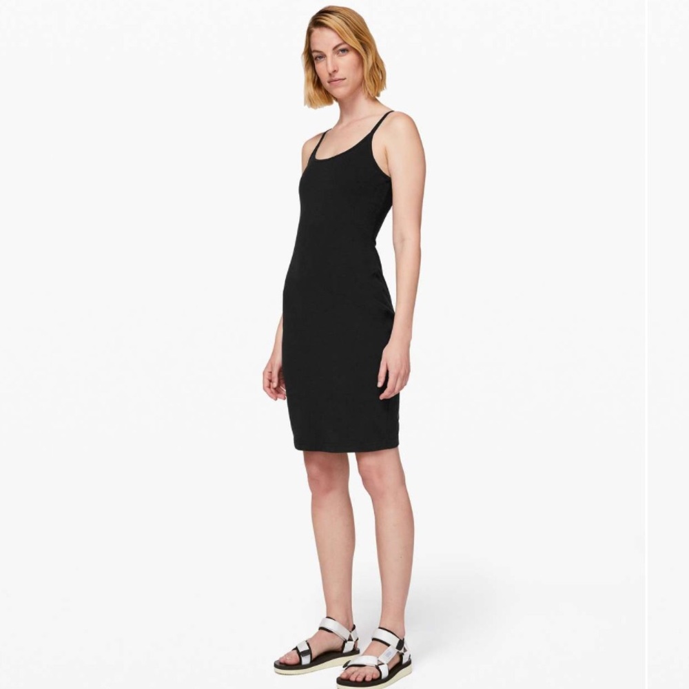 Lululemon Inner Glow Dress
Black